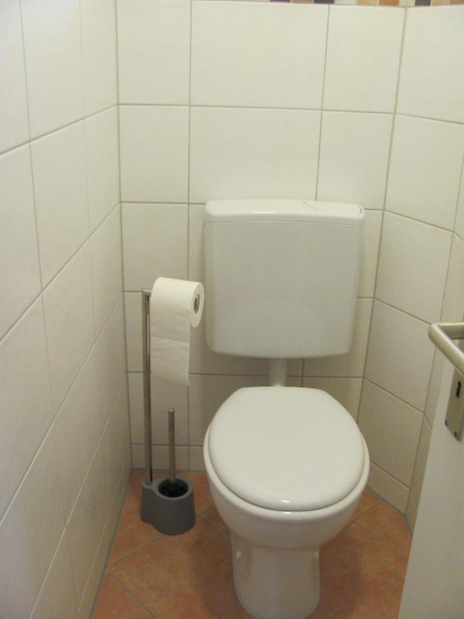 #1Gemuetliches Ruhiges Sonniges Balkonzimmer Mit Gemeinschaftsbad W-Lan Airport Nah Late Night Check In Haus Nr 9,5 Trunkelsberg Exteriér fotografie